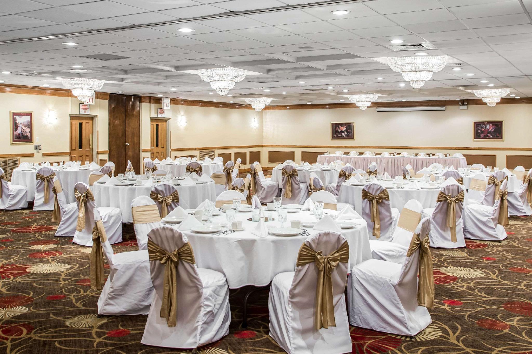 Holiday Inn Chicago Midway Airport S By Ihg Exterior photo